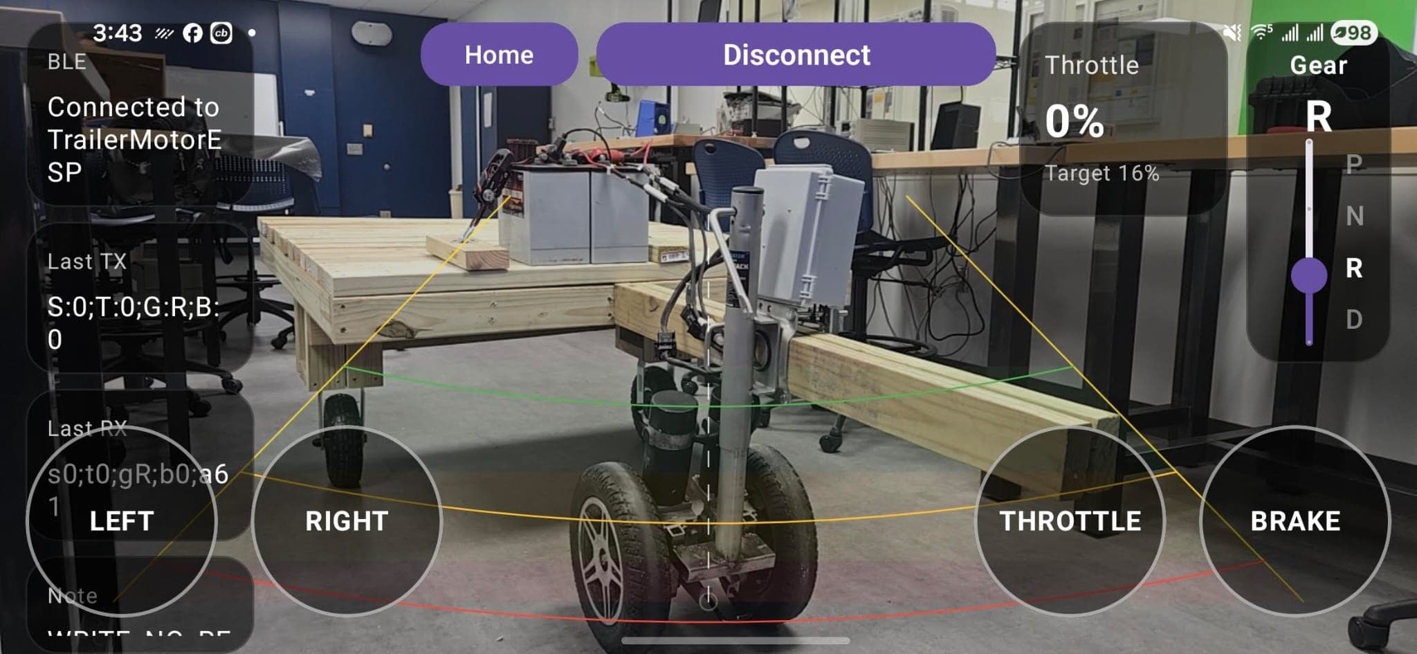 Android control app showing trailer camera view, BLE status, throttle, brake, and gear controls.